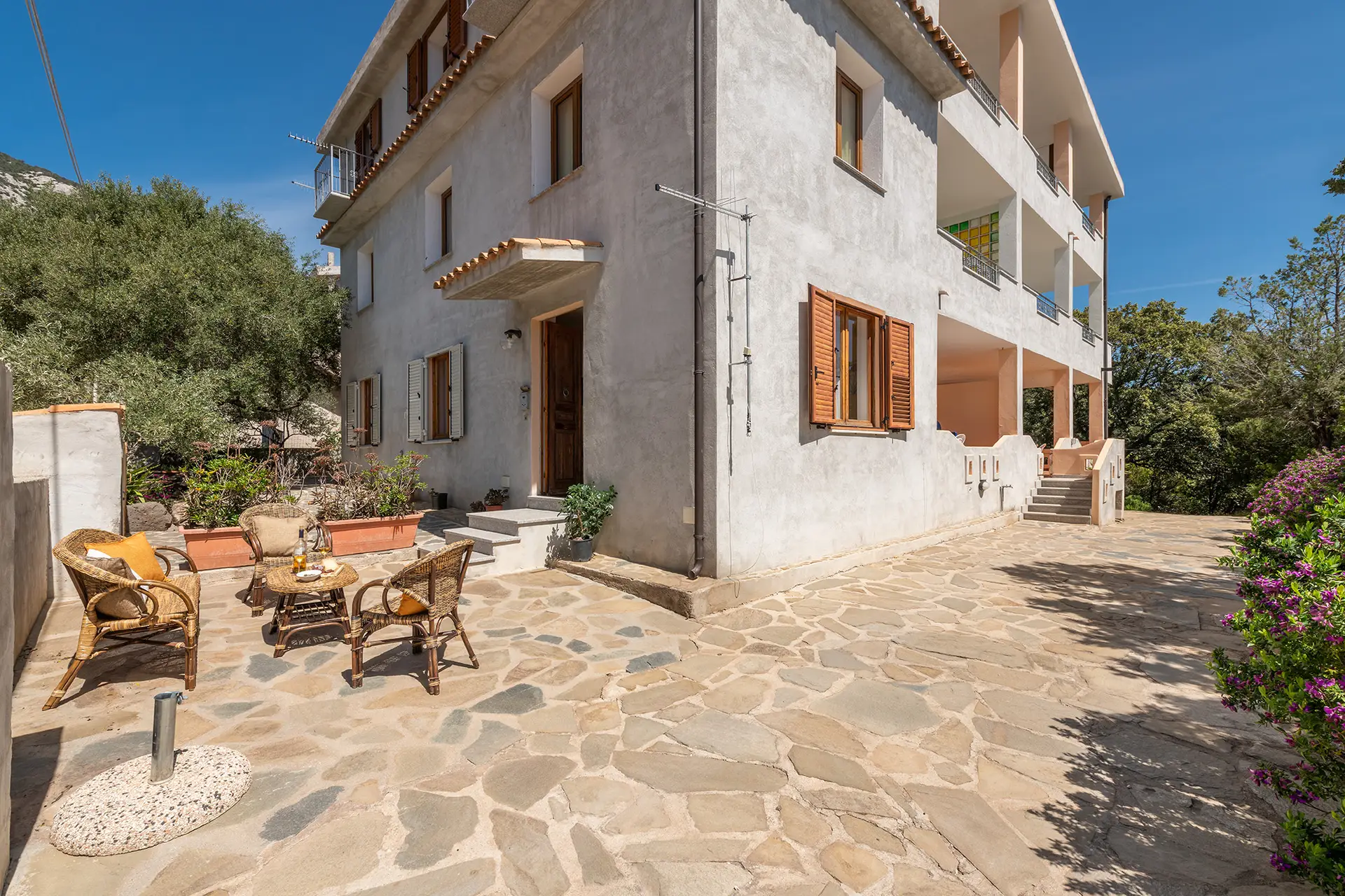 Esterno di una casa vacanze con spazio esterno a Cala Gonone, Golfo di Orosei, Nord Sardegna
