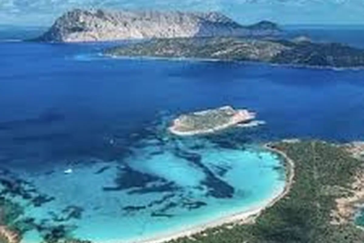 Cala Brandinchi, San Teodoro - barnvänlig strand med kristallklart hav